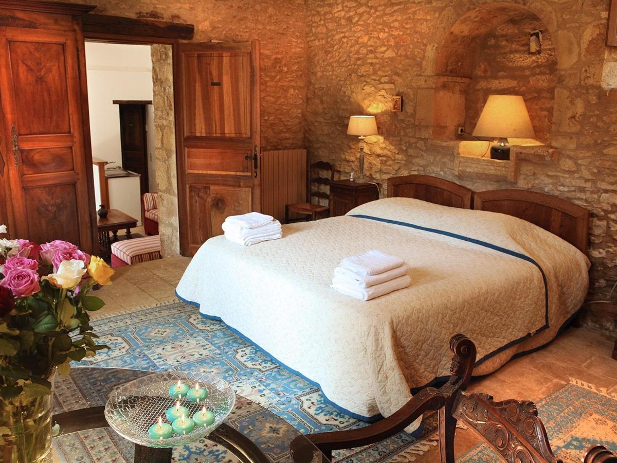 Chambres D'Hotes Avec Piscine La Rossillonie Beynac-et-Cazenac Kamer foto