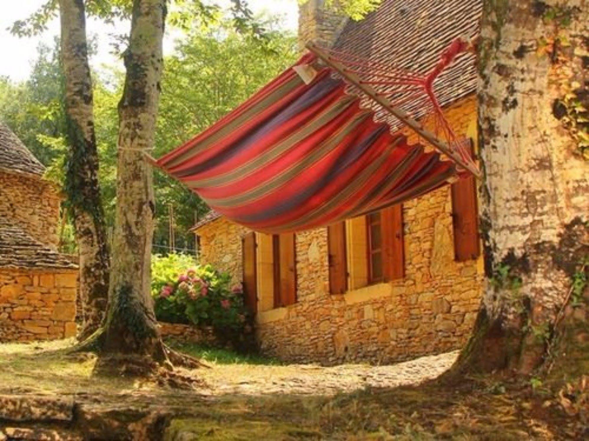 Chambres D'Hotes Avec Piscine La Rossillonie Beynac-et-Cazenac Buitenkant foto